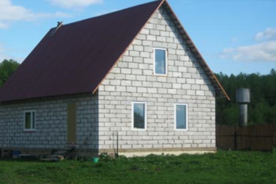Монтаж крыши для дома из газобетона